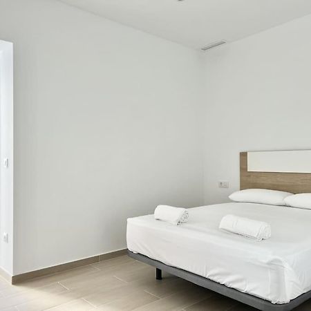 Moderno Apartamento Con Terraza En La Azotea Roses Esterno foto