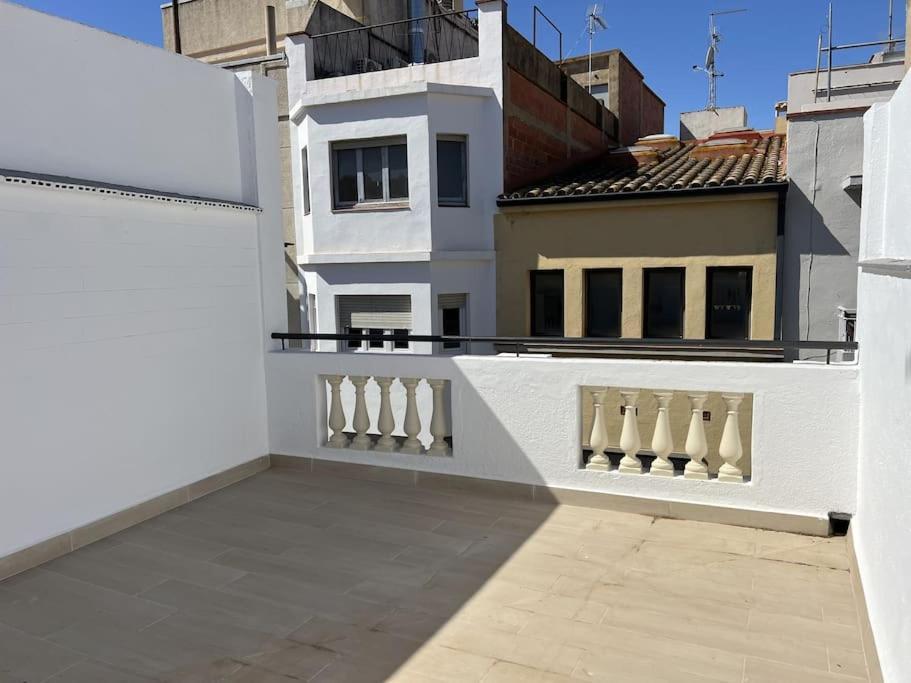 Moderno Apartamento Con Terraza En La Azotea Roses Esterno foto